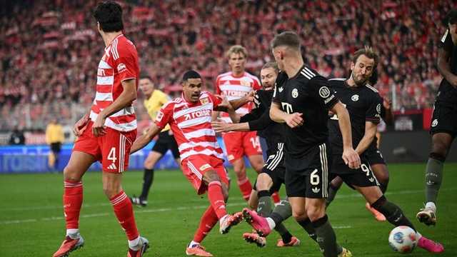 Laju Sempurna Bayern Terhenti, Kane Selamatkan Poin di Injury Time