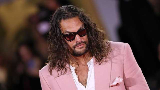 James Gunn Bocorkan Judul DCU 'Man of Tomorrow', Momoa & Cena Dirumorkan Gabung!