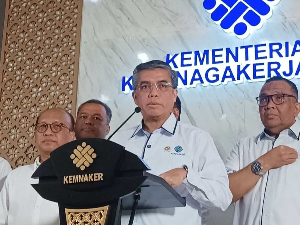 Menaker Ungkap 5 Capaian Prabowo-Gibran: UMP Naik, BHR Ojol