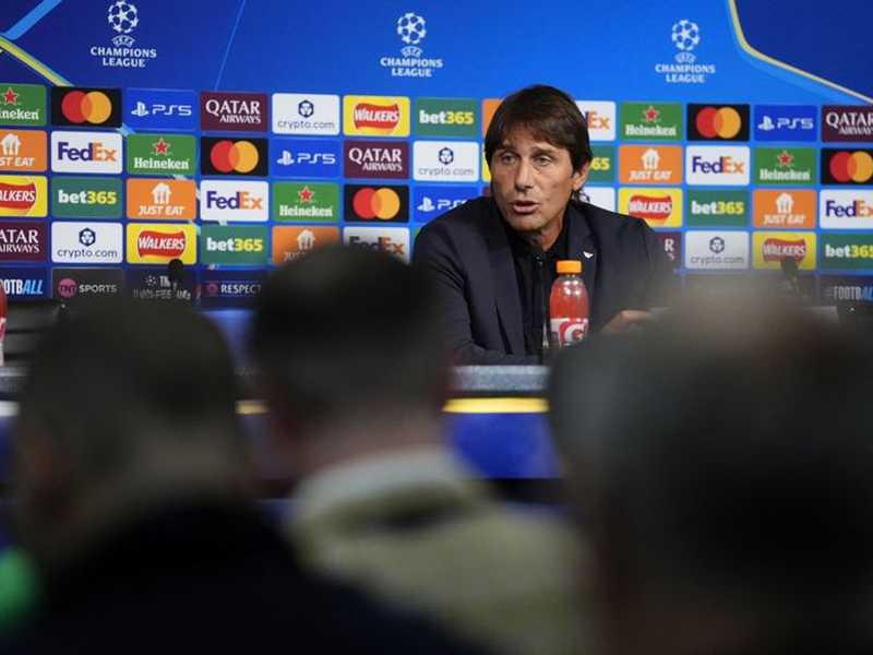Kartu Merah Hancurkan Napoli, Conte Sesalkan Kekalahan dari Man City