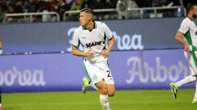 Jay Idzes Pimpin Pertahanan Sassuolo, Raih Rating Apik Saat Taklukkan Cagliari