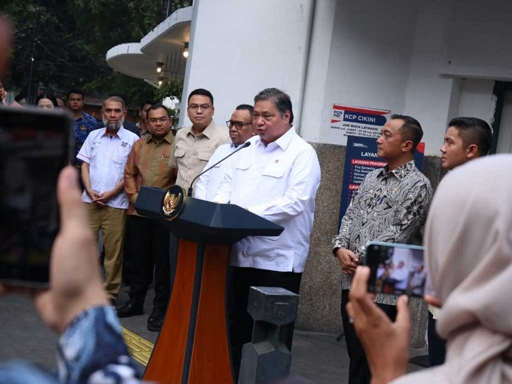 Presiden Prabowo Kucurkan BLT: Sasar 35 Juta Keluarga hingga Desember 2025