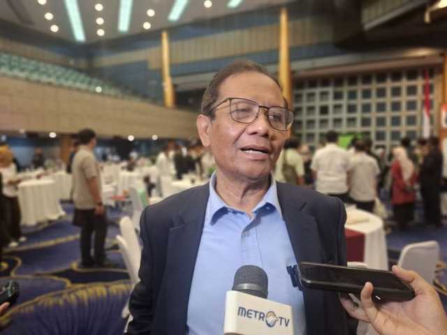 Mahfud MD: Buang Waktu Laporkan Dugaan Mark Up Whoosh ke KPK