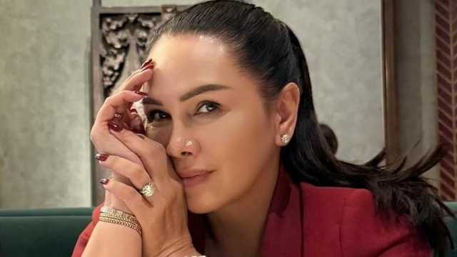 Fitri Salhuteru Dituding Makan Bareng Jaksa Kasus Nikita Mirzani, Emma Waroka Bongkar Bukti?