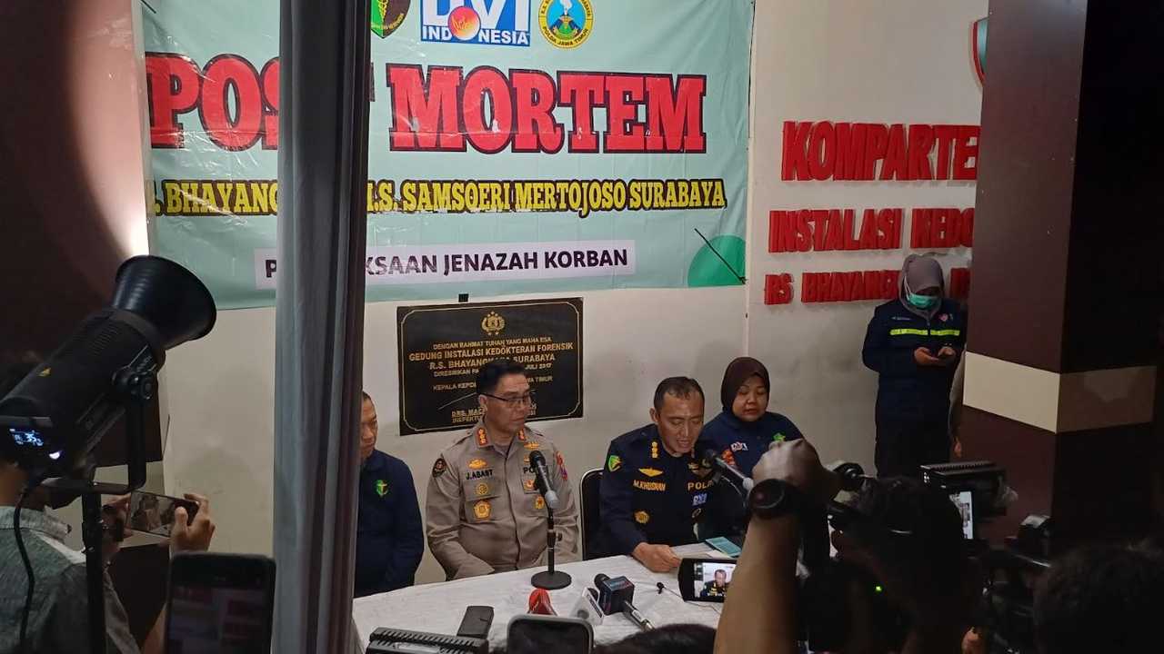 Polda Jatim Umumkan: 7 Jenazah Korban Musala Ponpes Al Khoziny Teridentifikasi