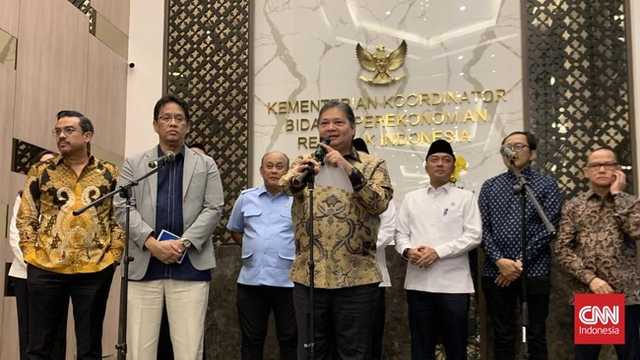 Prabowo Targetkan 500 Ribu PMI, Tukang Las dan Pramusaji Jadi Prioritas