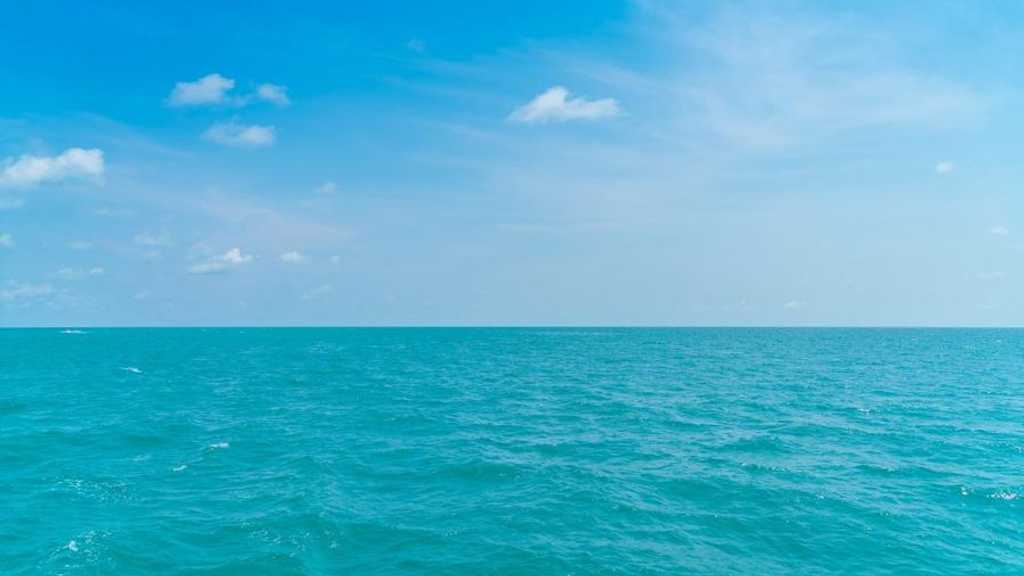 China Bangun Data Center Bawah Laut, Hemat Energi Rp4,4 Triliun