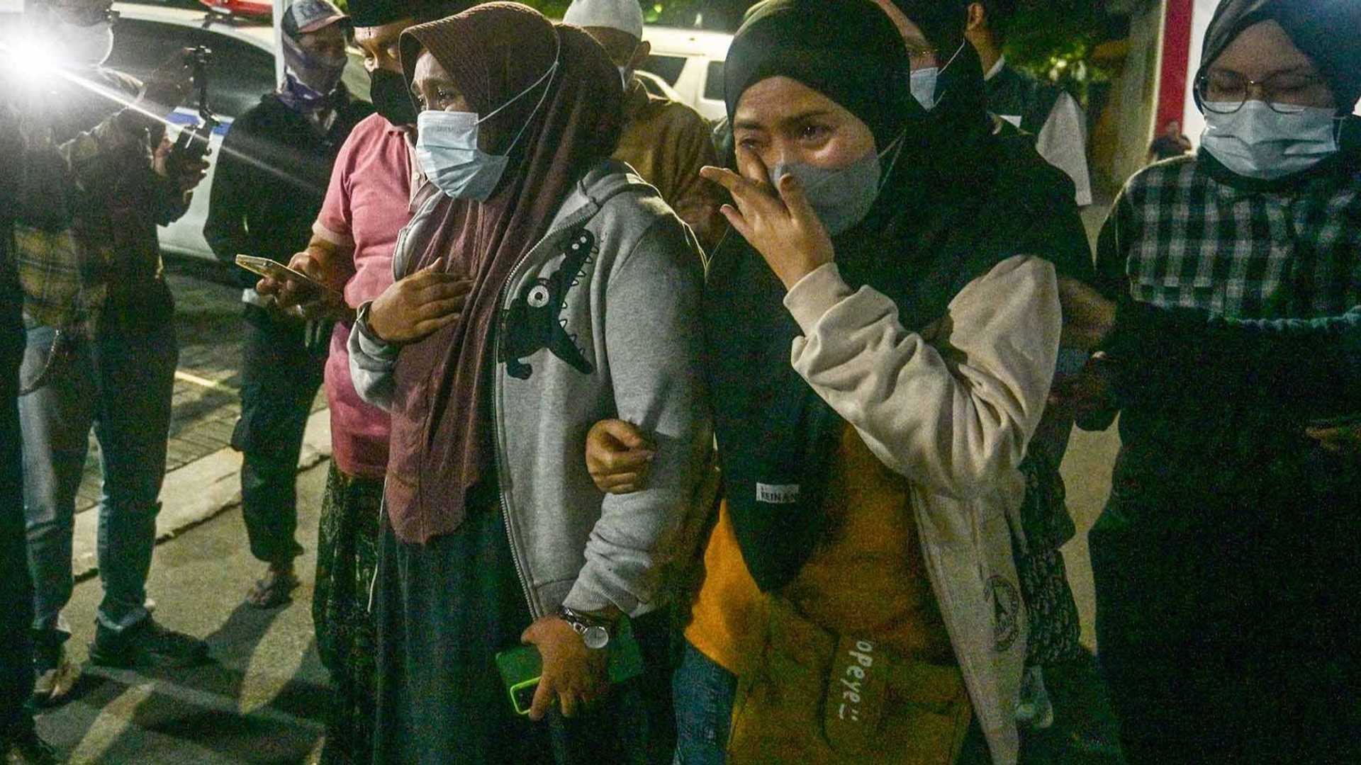 Tangis Keluarga Pecah: Dua Korban Musala Al Khoziny Teridentifikasi, Total 54 Meninggal