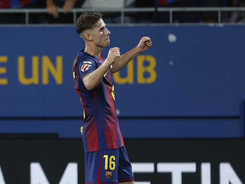 Fermin Lopez tegas komitmen di Barcelona, tolak Chelsea dan cetak dua gol