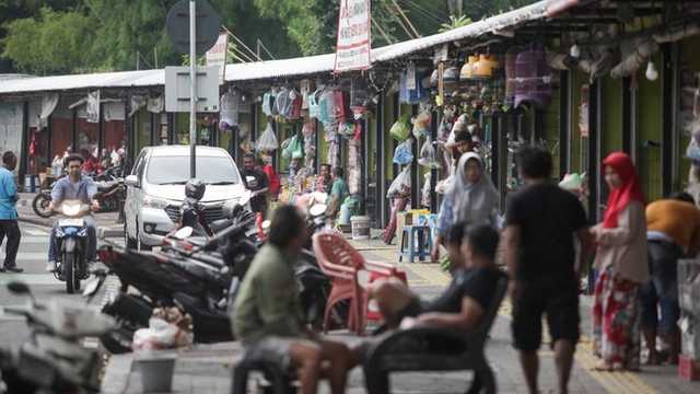 Pedagang Eks Pasar Barito Gratis Sewa 6 Bulan di Lokasi Baru DKI
