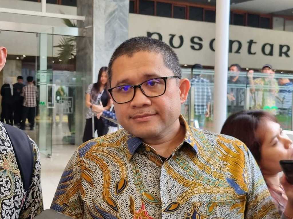 Search image article