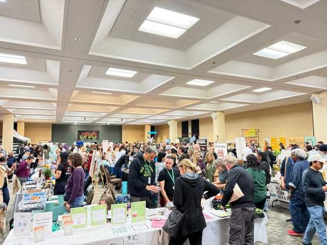 Jamu dan Tempe Indonesia Pukau Ribuan Pengunjung di World Vegan Fest San Francisco