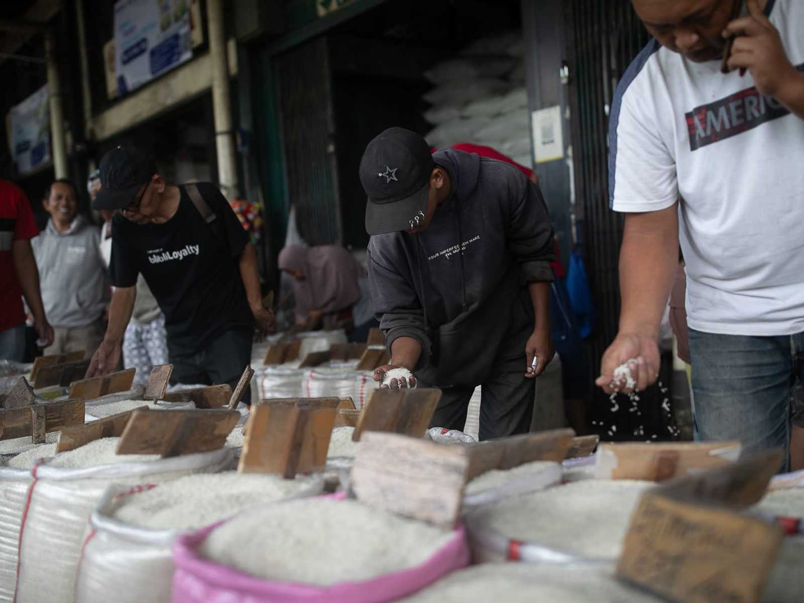 Bapanas Pastikan Harga Beras Jawa Timur Terkendali, Ancam Sanksi Pelanggar HET