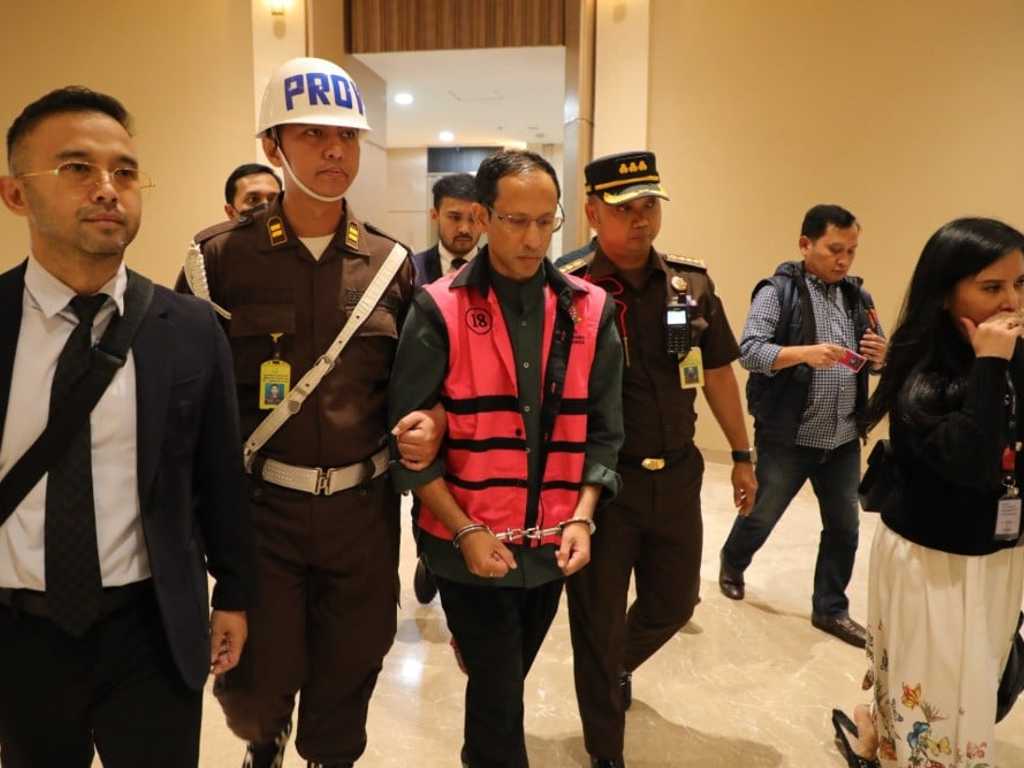 Nadiem Makarim Bantah Terima Dana Korupsi Chromebook, Kejagung Bungkam!