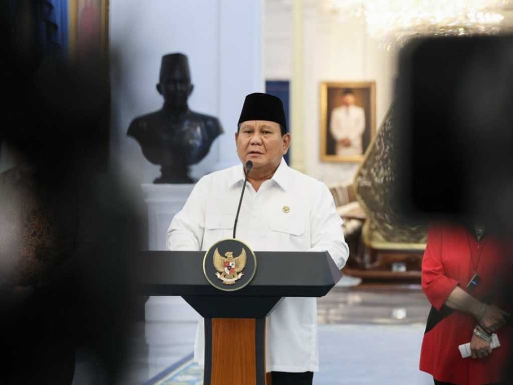Prabowo Perintahkan TNI-Polri Tindak Tegas Pelaku Perusakan & Penjarahan