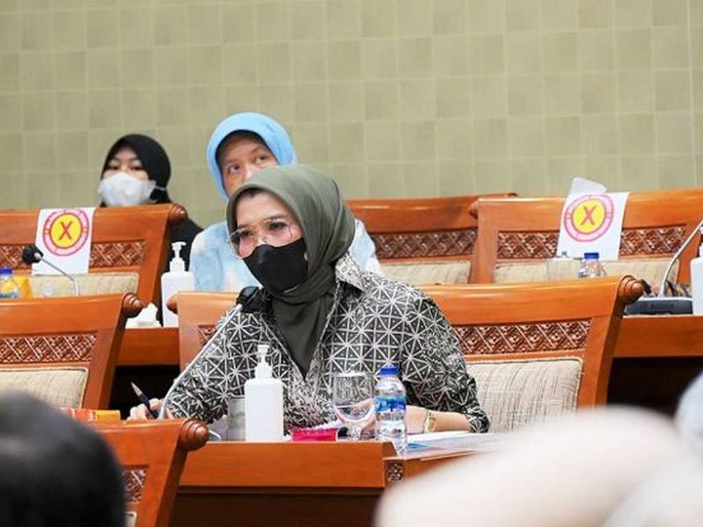 106 WNI Terjebak Sindikat Penipuan Online di Kamboja, DPR Desak Perlindungan Migran