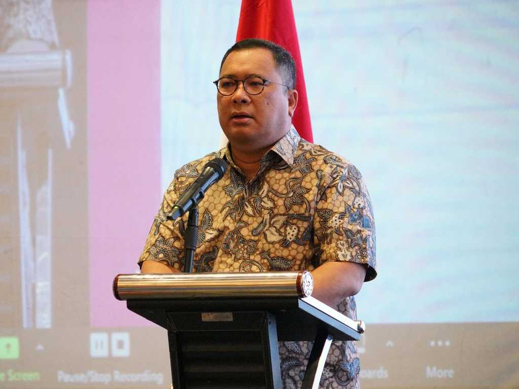 Jokowi Berduka Cita atas Wafatnya Arif Budimanta, Ekonom dan Stafsus Presiden