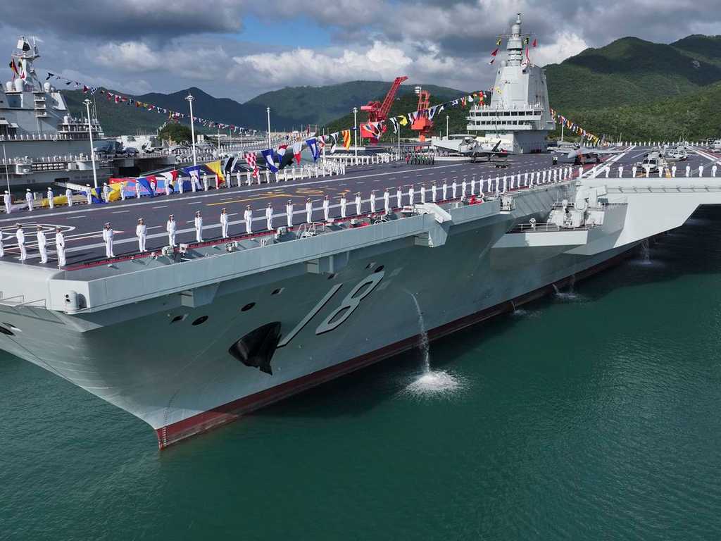 Kapal Induk Fujian China Resmi Berdinas, Tantang Dominasi Maritim AS