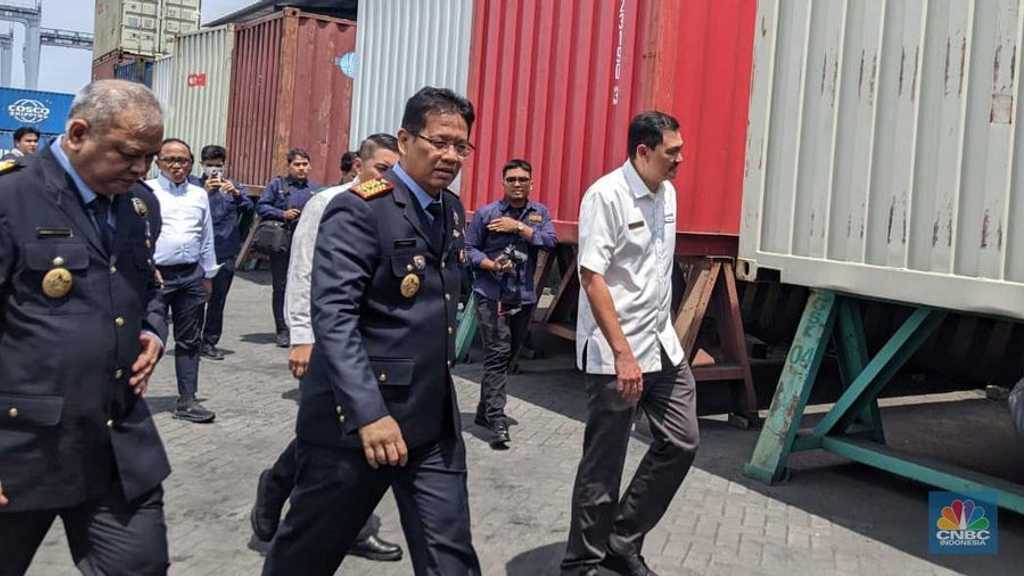 Search image article