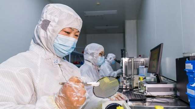 Sanksi AS Pukul Telak! Teknologi Chip China Tertinggal 20 Tahun dari Barat