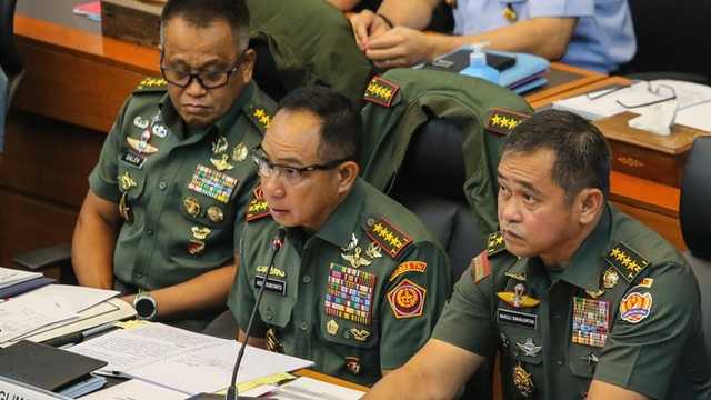 DPR Kembali Rapat Usai Digempur Aksi Anarki, Bahas APBN dan RUU PPRT
