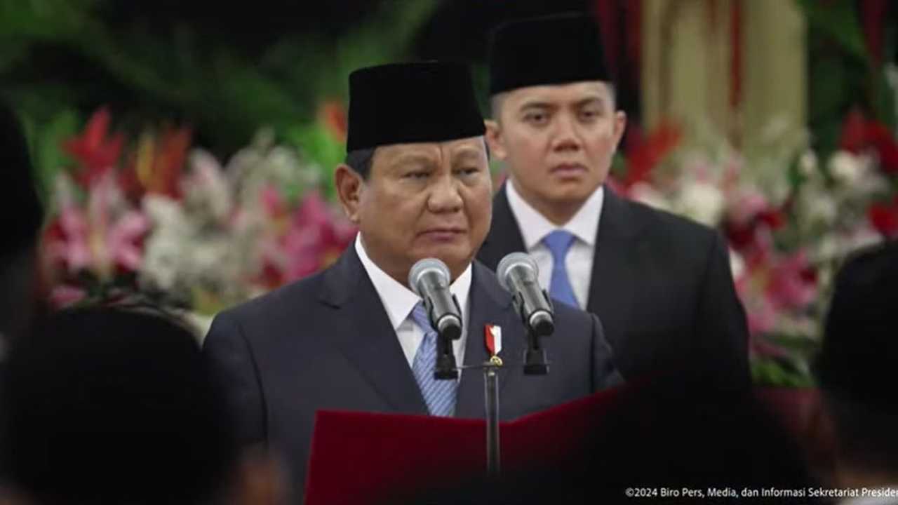 Prabowo akan lantik Menko Polkam dan Menpora baru hari ini