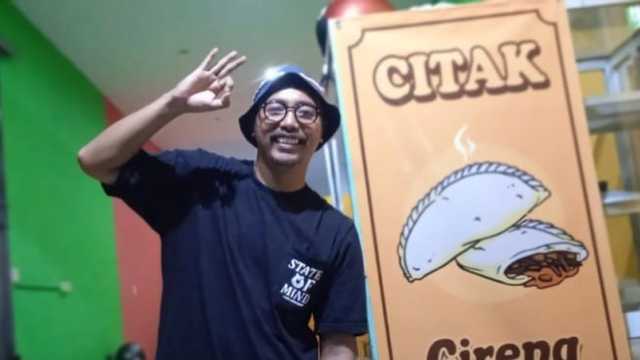Aktor 'Preman Pensiun' Nandi Juliawan Ditemukan Tewas Gantung Diri di Garut