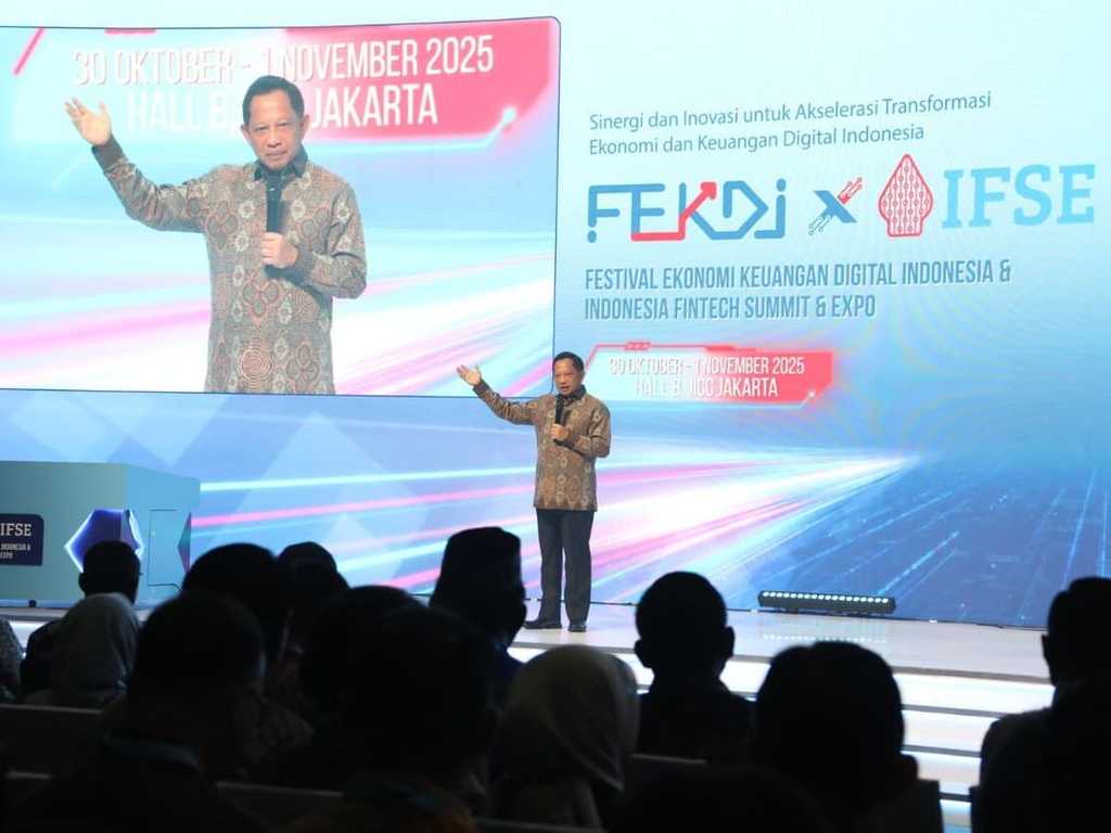 Mendagri Tito: Literasi Keuangan Digital Kunci E-Government dan PAD