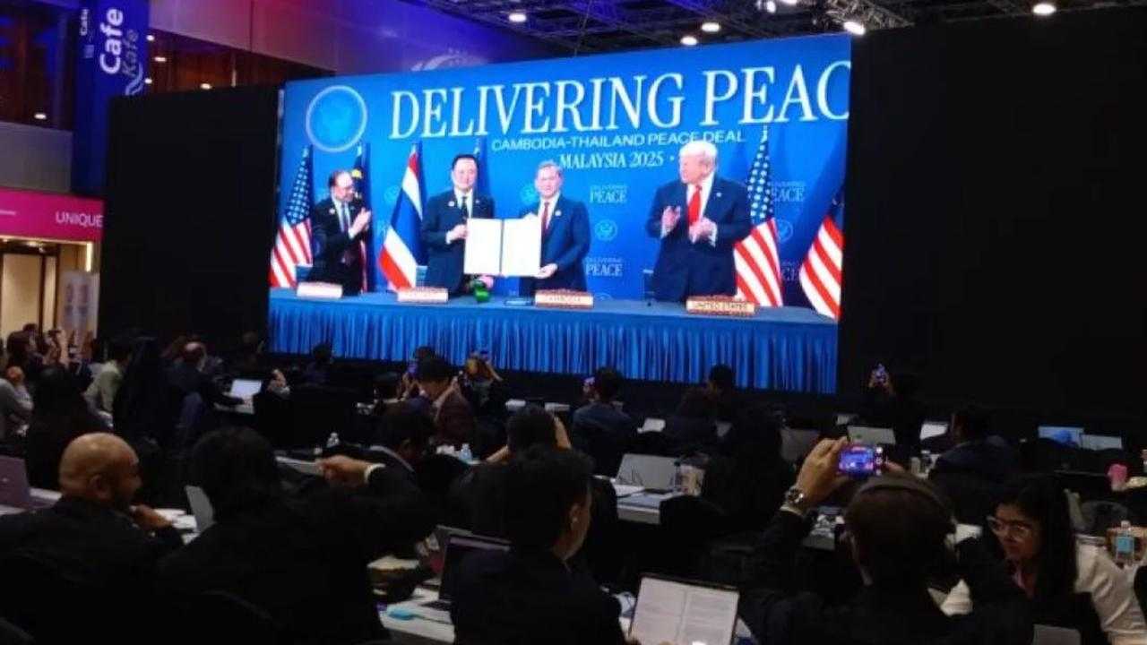 AS Cabut Embargo Senjata Kamboja, Berkat Mediasi Trump