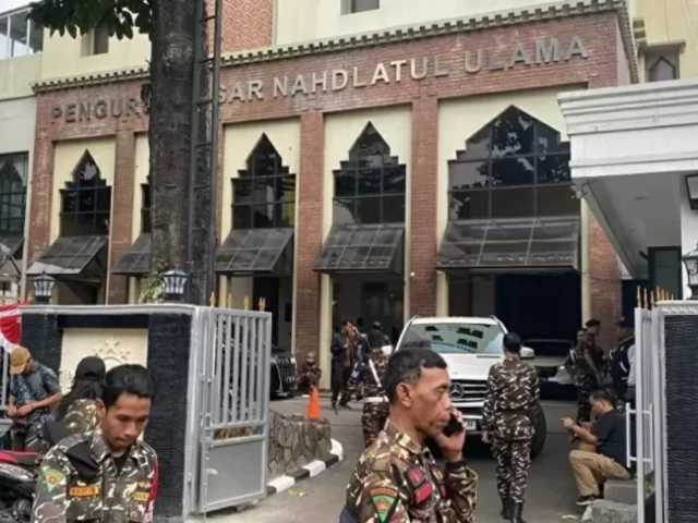 Search image article