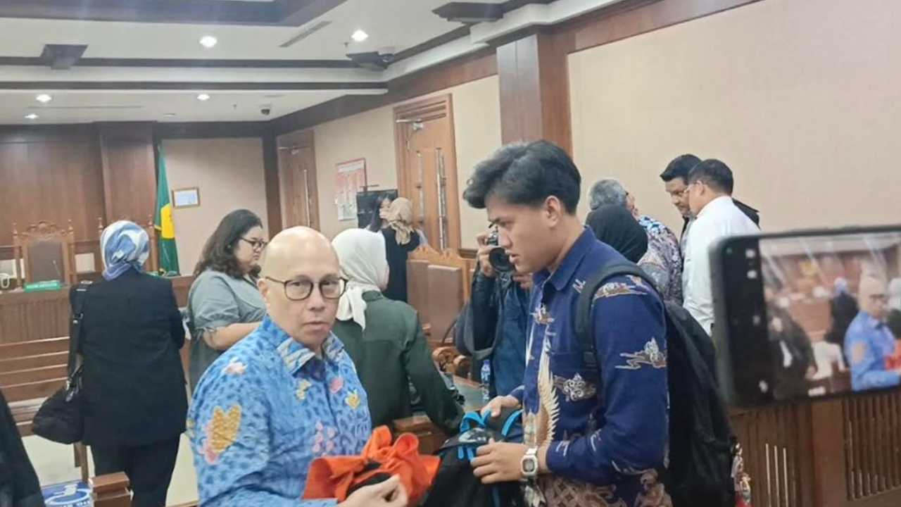 Search image article