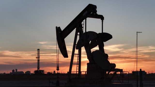 Harga Minyak Melonjak, OPEC+ Tunda Kenaikan Produksi hingga 2026