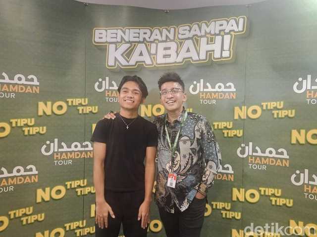 Ruben Onsu Umrah Bareng Mama Ifah, Ajang Silaturahmi Keluarga