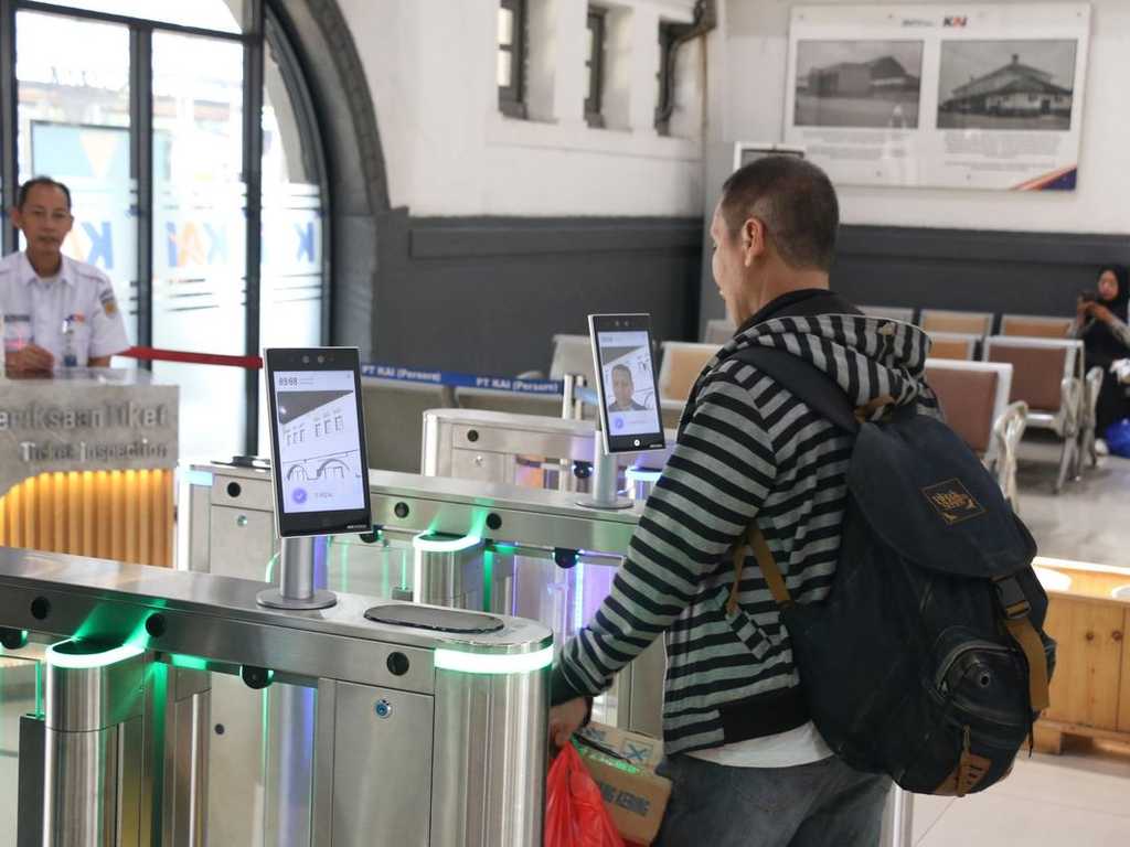 Search image article