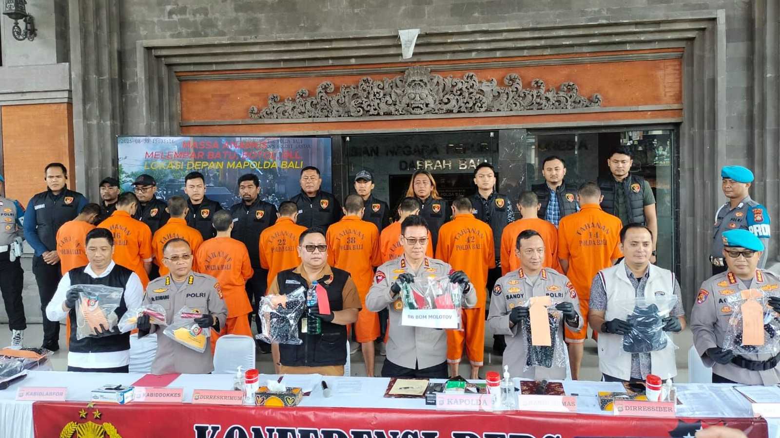 Polisi Bali: 14 Tersangka Demo Ricuh Bukan Pendemo, Melainkan Perusuh