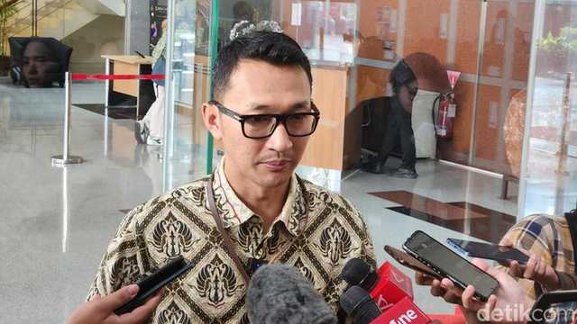 Korupsi DPR: Sekjen Indra Iskandar Mangkir Panggilan KPK