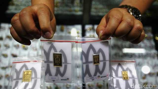 Harga Emas Antam Melesat Rp 32.000, Tembus Rekor Tertinggi