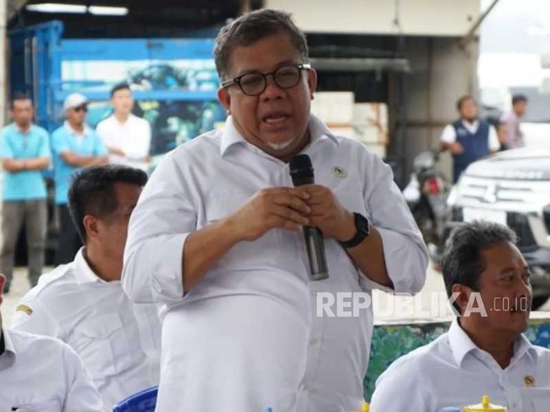 Wamen Fahri Hamzah siap patuhi putusan MK soal rangkap jabatan