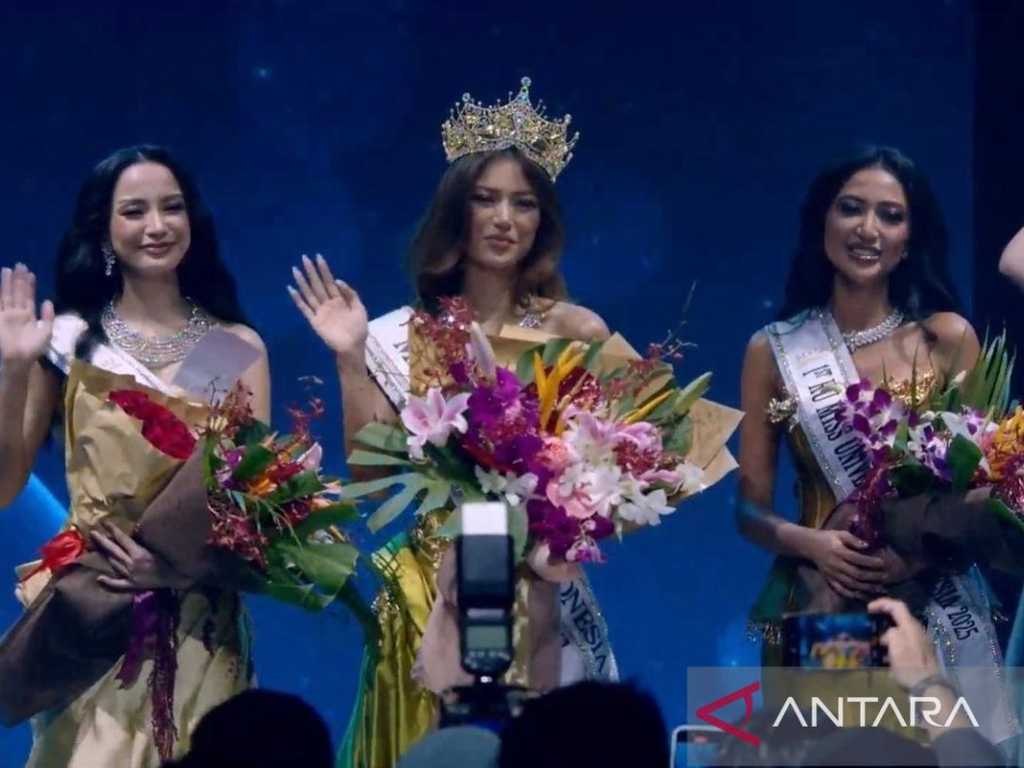 Sanly Liu Dinobatkan sebagai Miss Universe Indonesia 2025