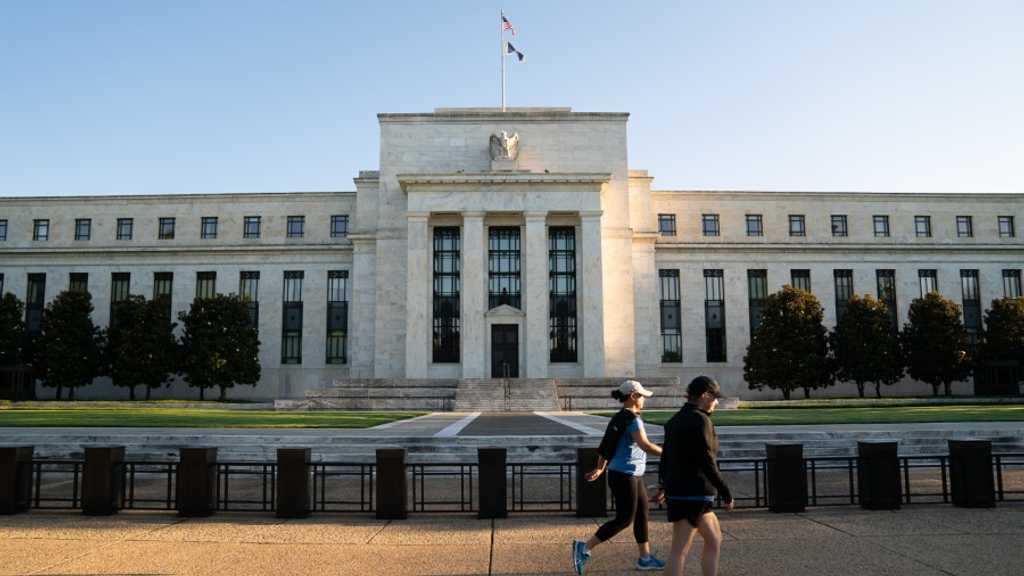 Standard Chartered Proyeksikan The Fed Pangkas Bunga 50 BPS Imbas Data Kerja AS Loyo