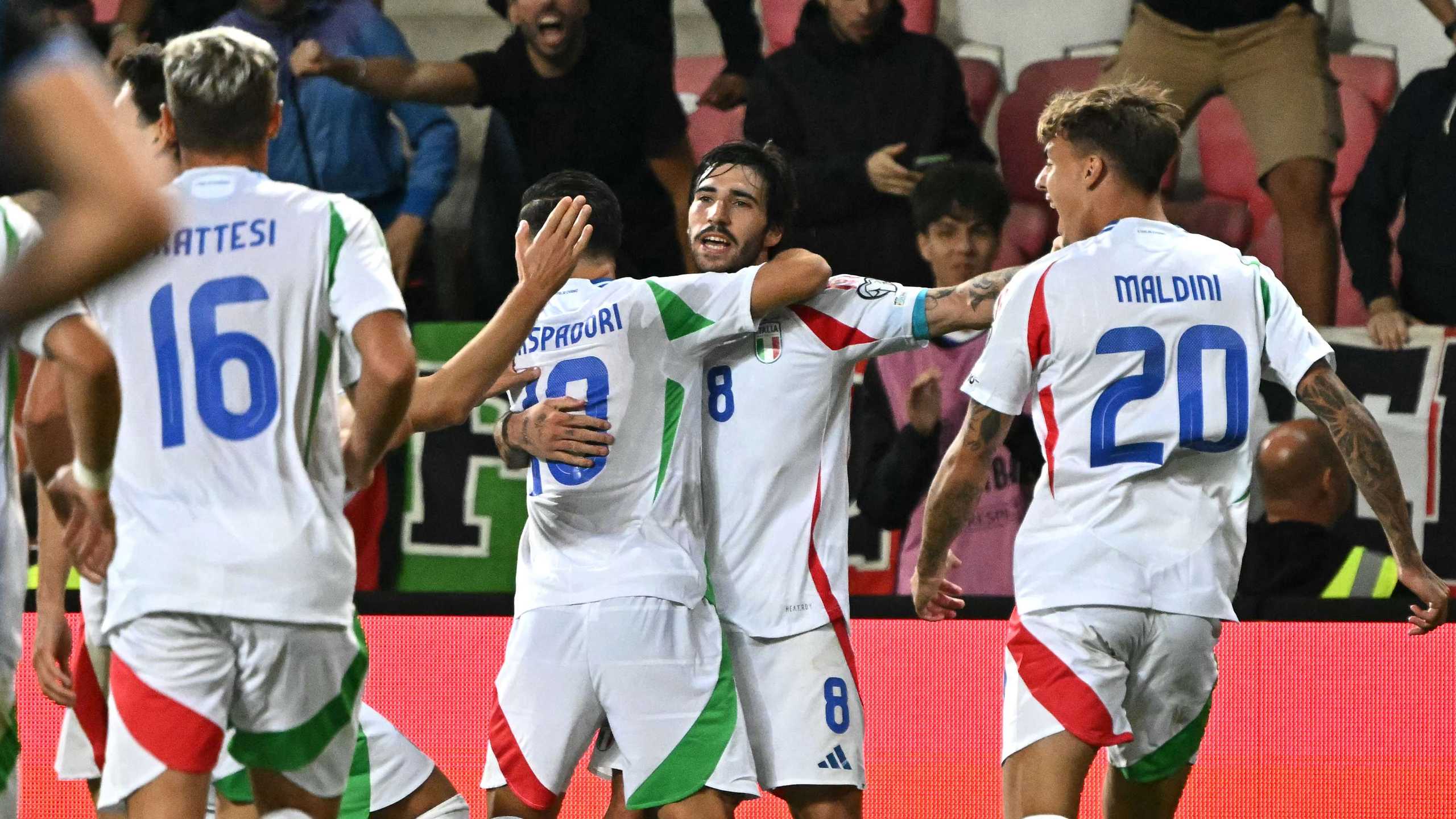 Dramatis! Gol Menit Akhir Tonali Bawa Italia Kalahkan Israel 4-3