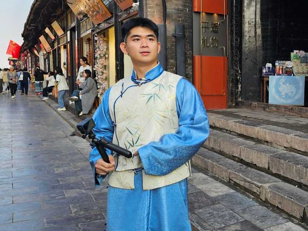 Veldesen Yaputra: Jembatan Budaya Indonesia-China, Terpukau Arsitektur Kuno