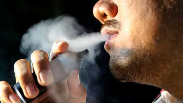 Singapura Ancam Caning & Denda Berat dalam Razia Vape Narkoba