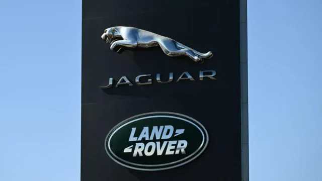 Hacker M&S Klaim Lumpuhkan Produksi Global Jaguar Land Rover