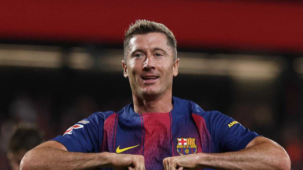 Barcelona Siap Lepas Lewandowski, Dusan Vlahovic Jadi Target Utama?