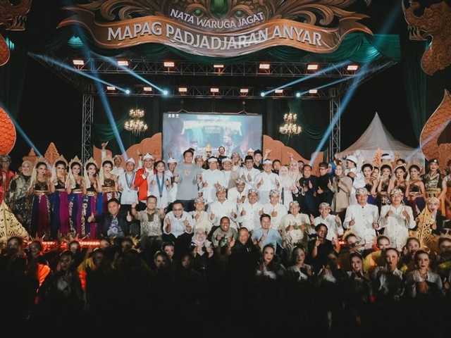 Search image article