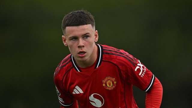 Wayne Rooney Prihatin Kondisi Manchester United, Takut Pengaruhi Akademi