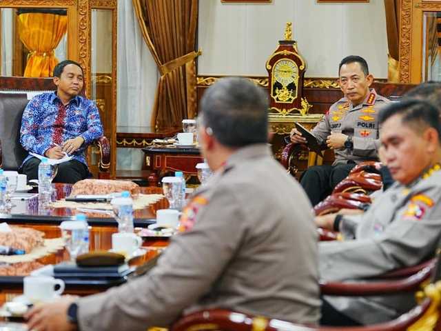 Kapolri Sigit: Maksimalkan Pencegahan Karhutla, Libatkan Swasta