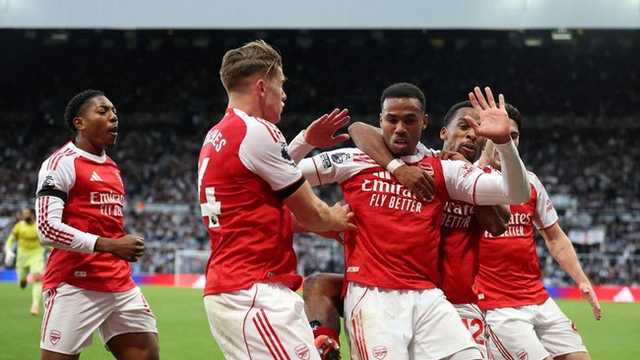 Arsenal Perlebar Jarak di Puncak Liga Inggris, Dekati Gelar?