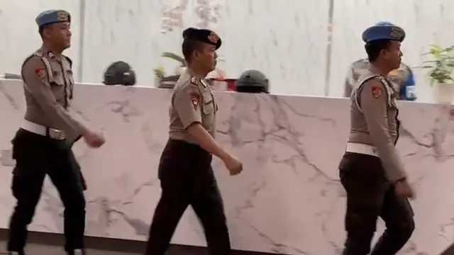 Pilunya Bripka Rohmad Demosi 7 Tahun Usai Tabrak Ojol Tewas, Menangis di Sidang